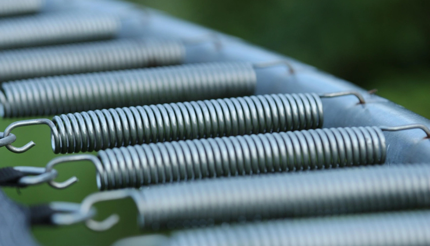 trampoliineja ja niiden aiheuttamia onnettomuuksia yha enemman usassa tama luo uusia bisnesmahdollisuuksia copy